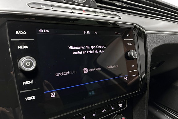 Volkswagen Passat Alltrack 24 of 28