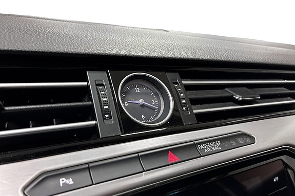 Volkswagen Passat Alltrack 27 of 28
