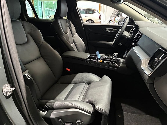 Volvo V60 14 of 19