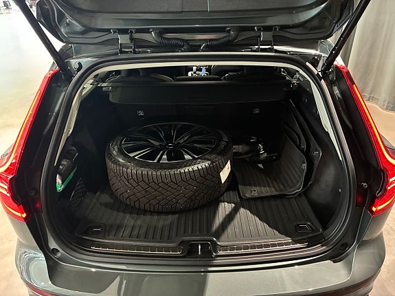 Volvo V60 12 of 19