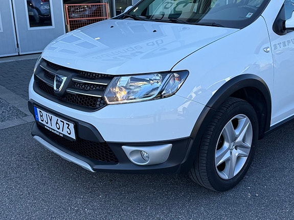 Dacia Sandero Stepway 3 of 20