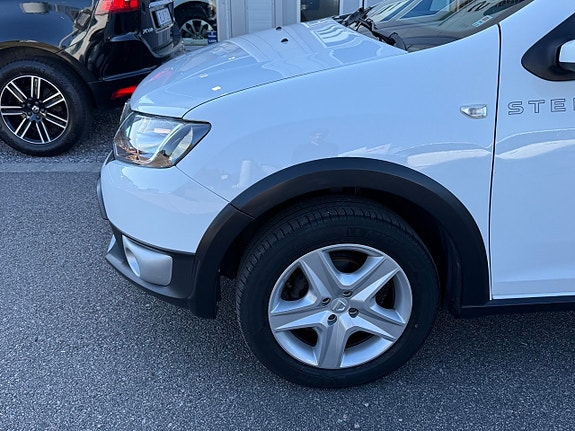 Dacia Sandero Stepway 4 of 20