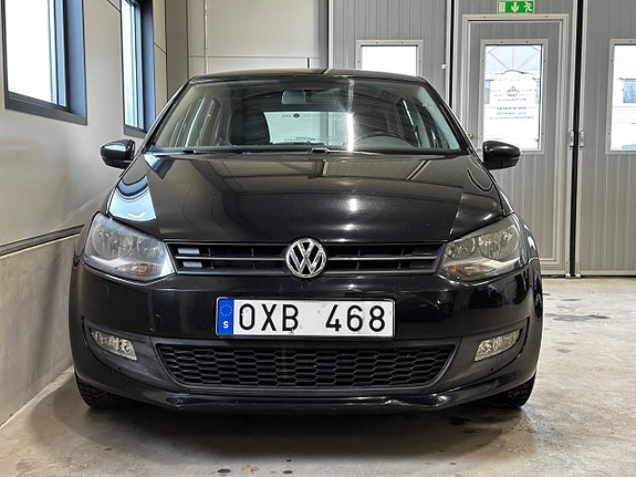 Volkswagen Polo 2 of 18