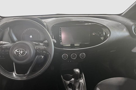 Toyota Aygo X 10 of 12
