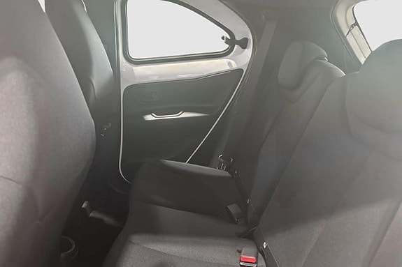Toyota Aygo X 9 of 12