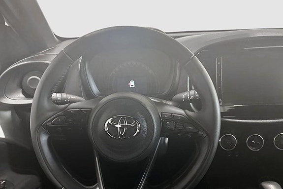 Toyota Aygo X 11 of 12
