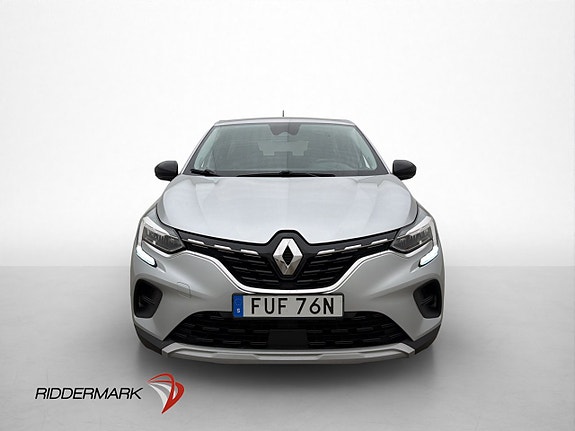 Renault Captur 2 of 30