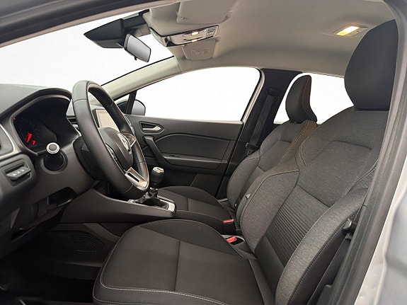 Renault Captur 10 of 30