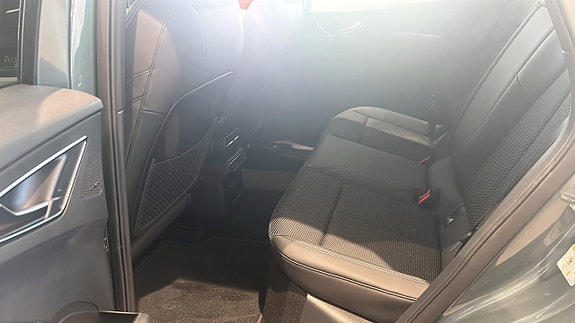 Audi Q4 e-tron 13 of 15
