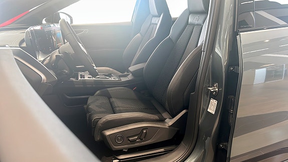 Audi Q4 e-tron 8 of 15