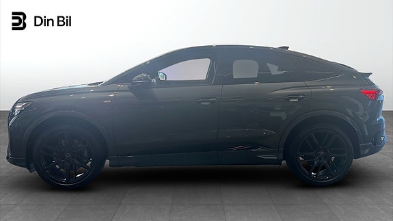 Audi Q4 e-tron 2 of 15
