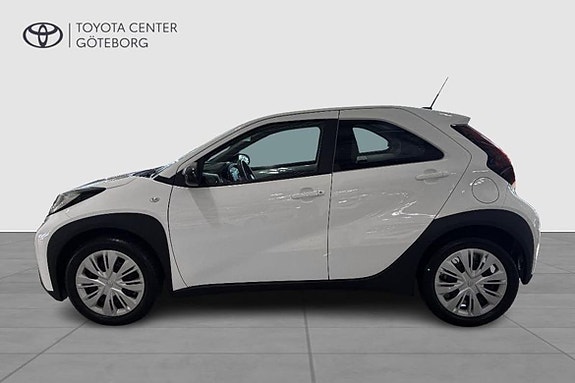 Toyota Aygo X 5 of 12