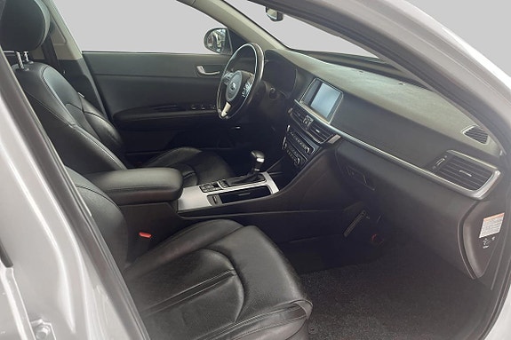 Kia Optima 7 of 17