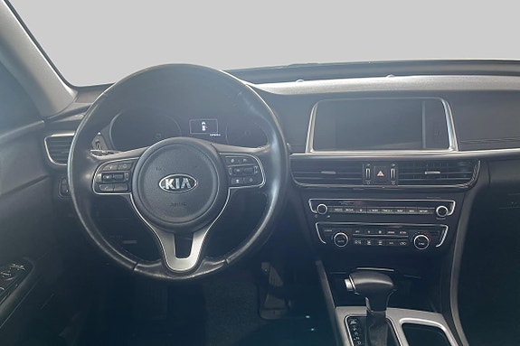 Kia Optima 8 of 17