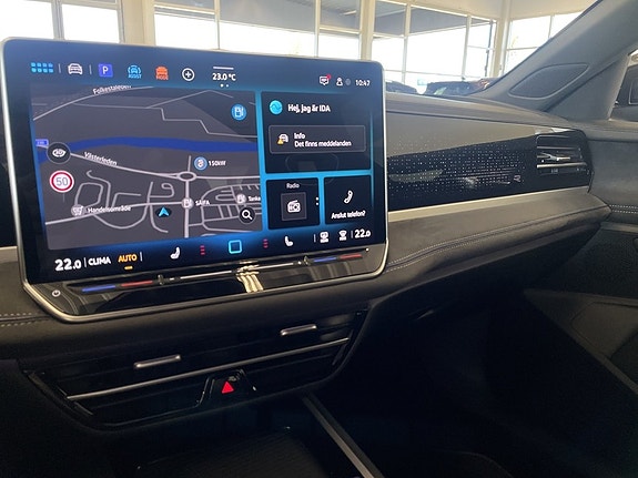 Volkswagen Passat 17 of 21