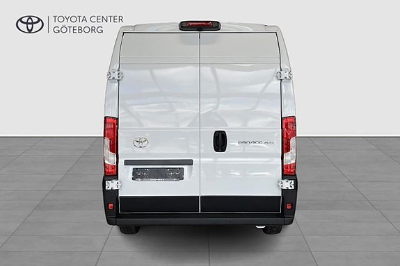 Toyota ProAce Max 4 of 10