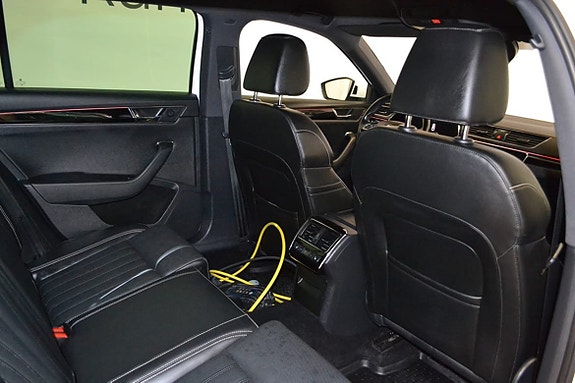 Skoda Superb 13 of 13