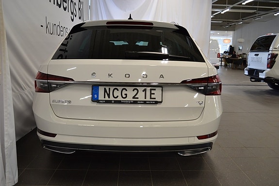 Skoda Superb 4 of 13