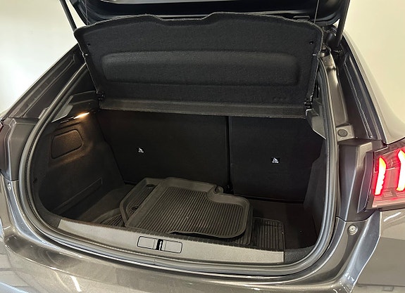 Peugeot 208 5 of 14
