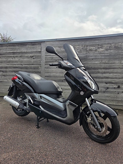 Yamaha X-Max 250 -08