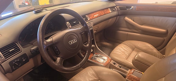 Audi A6 7 of 12