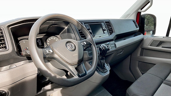 Volkswagen Crafter 7 of 12