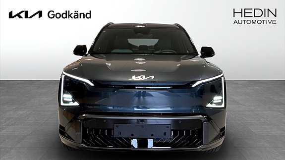 Kia EV5 2 of 17