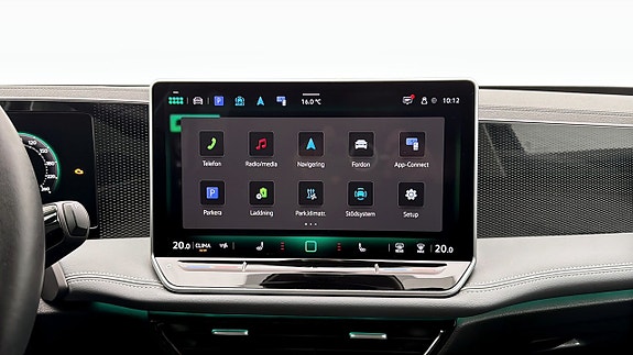 Volkswagen Passat 9 of 19