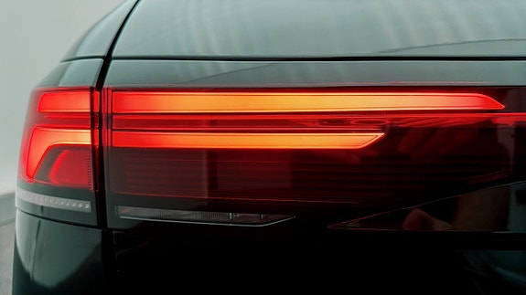 Volkswagen Passat 19 of 19
