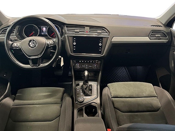 Volkswagen Tiguan 7 of 16