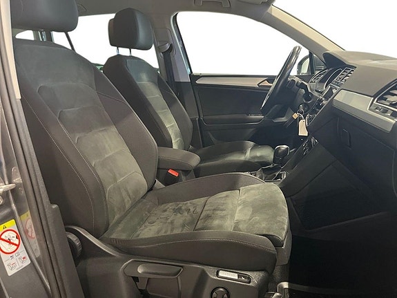 Volkswagen Tiguan 8 of 16