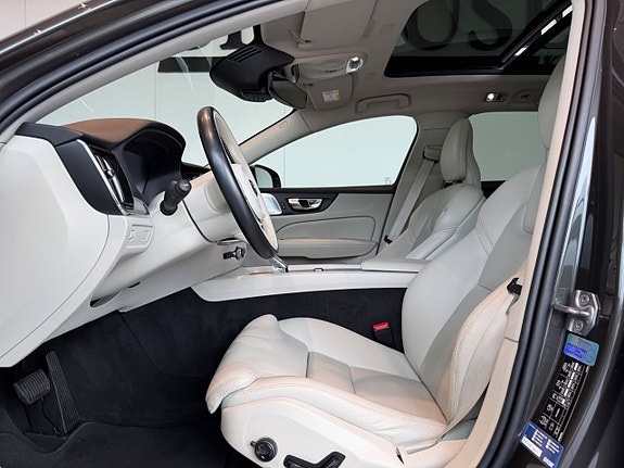 Volvo V60 11 of 20