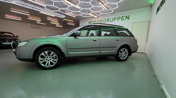 Subaru Outback 6 of 21