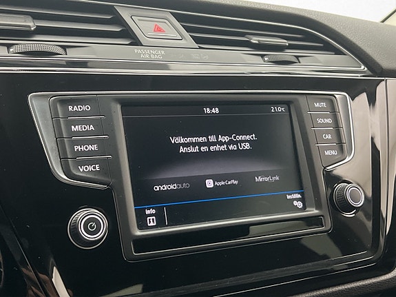 Volkswagen Touran 24 of 30