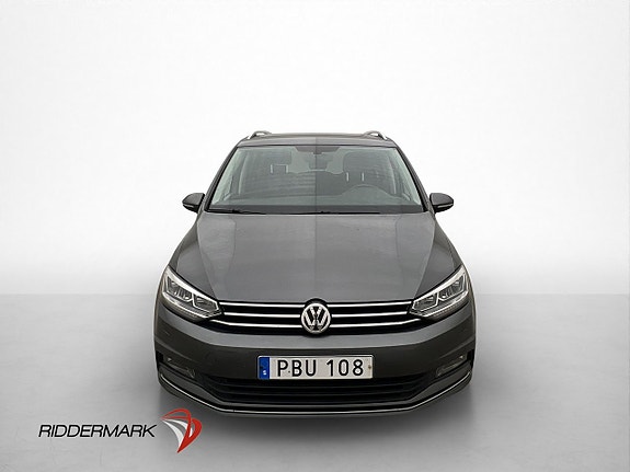 Volkswagen Touran 2 of 30