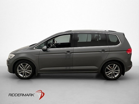 Volkswagen Touran 4 of 30