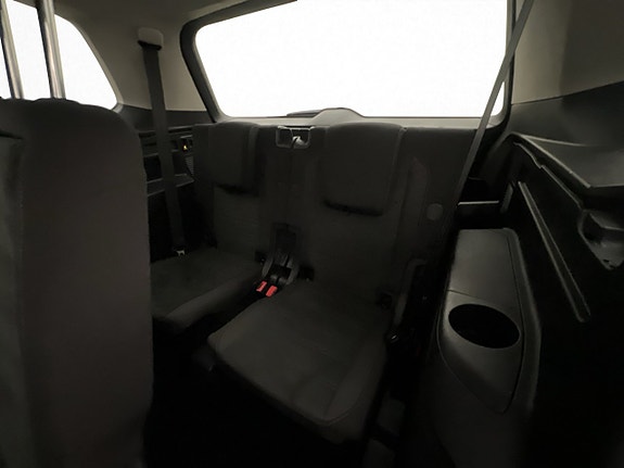 Volkswagen Touran 21 of 30