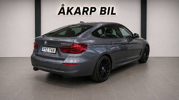 BMW 320d 5 of 18