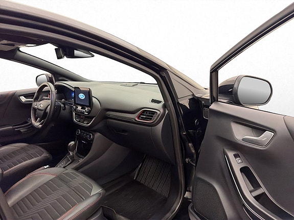 Ford Puma 25 of 30