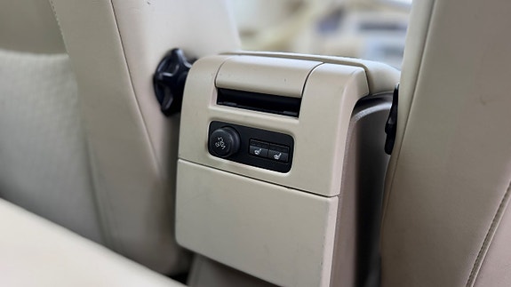 Volvo V70 15 of 17