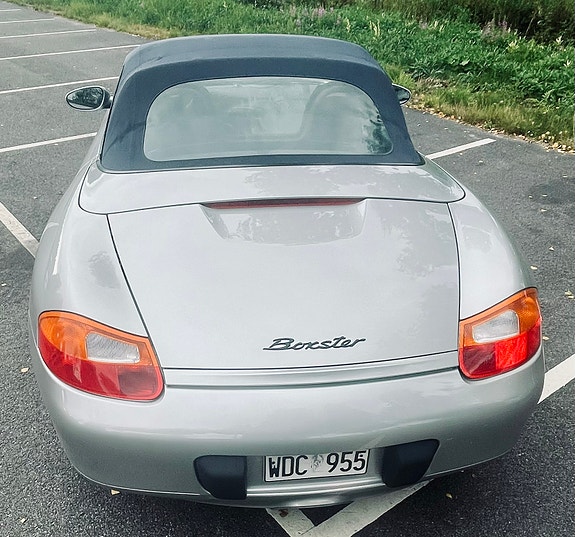 Porsche Boxster 9 of 16