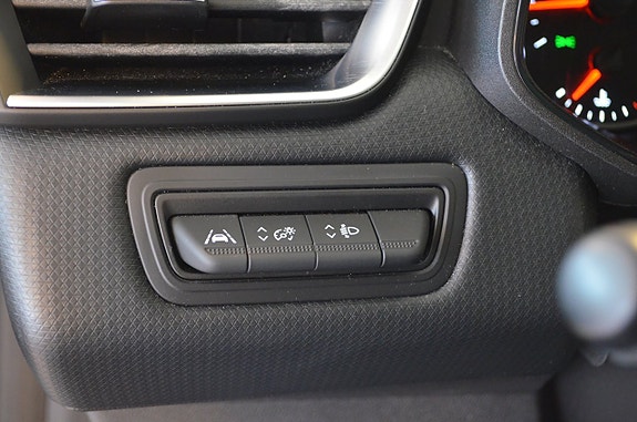 Renault Clio 11 of 17