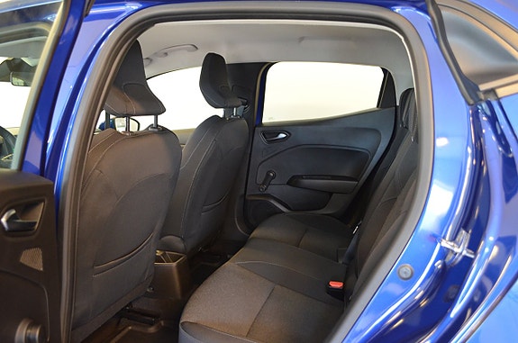 Renault Clio 13 of 17
