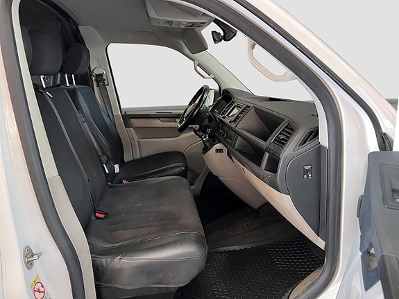Volkswagen Transporter 17 of 17