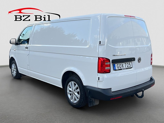 Volkswagen Transporter 3 of 17