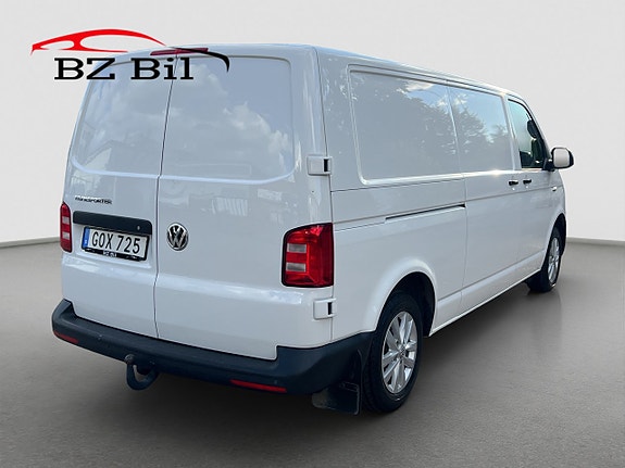 Volkswagen Transporter 5 of 17
