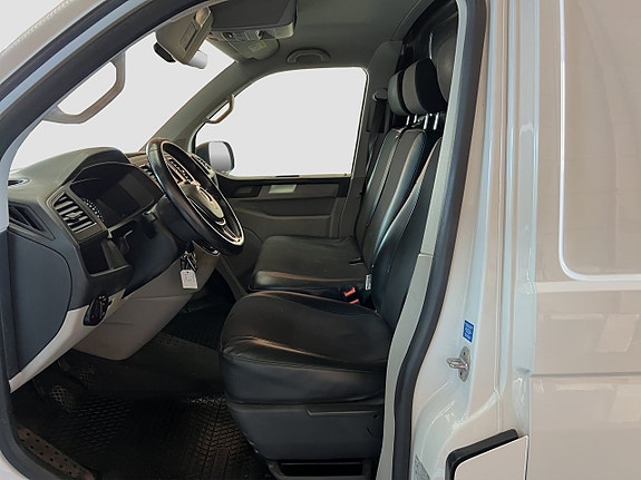 Volkswagen Transporter 9 of 17