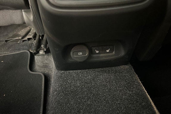 Volvo XC40 21 of 28