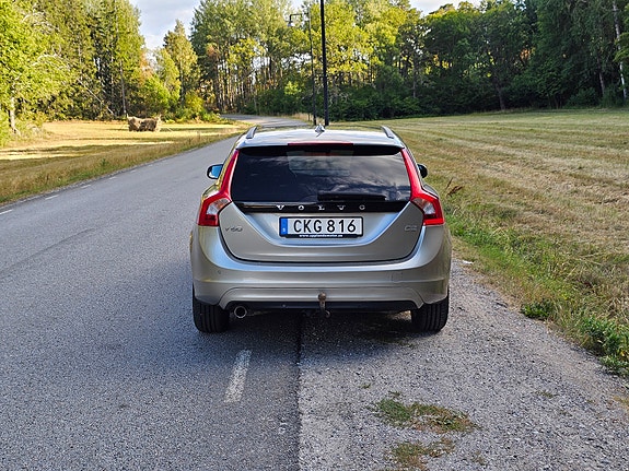 Volvo V60 5 of 12