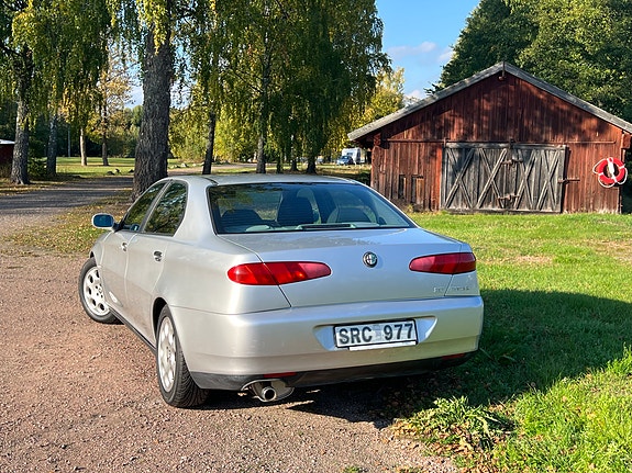 Alfa Romeo 166 6 of 13